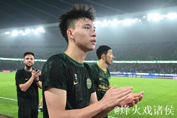 国际笑话！中国金球奖太业余了？0球0助入选，11球本土金靴却落选