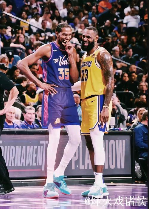 输不起？拒绝采访，詹姆斯提前退场原因找到，谁注意杜兰特举动