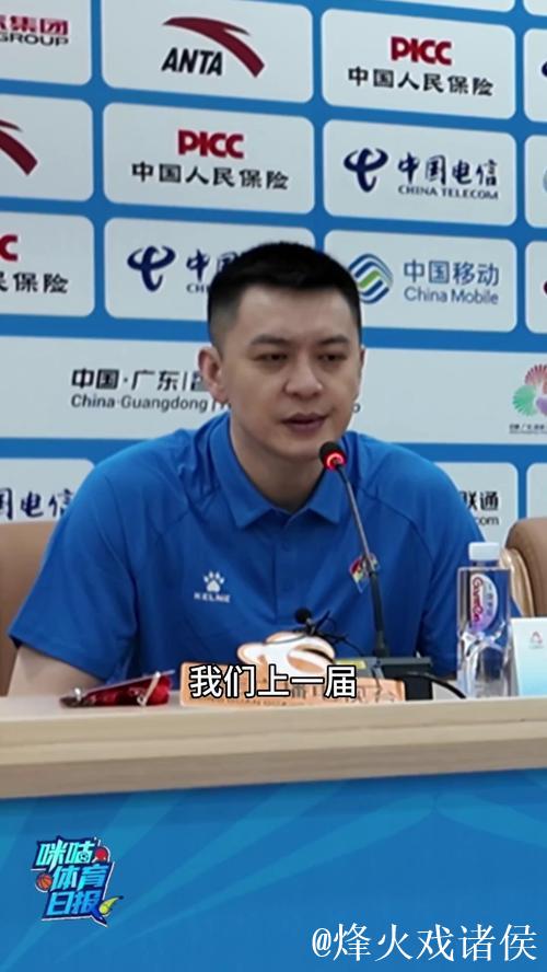 杨鸣谈新老交替：人才引进方面不如发达地区