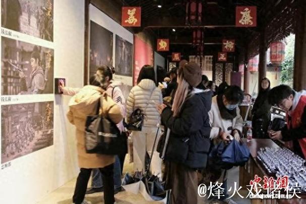 文化观察:杭州钱王祠为何涌进年轻人? 文化观察:杭州钱王祠为何涌进年轻人?